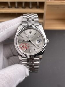 VS Factory (V2) Rolex Datejust 41mm Silver Sunburst Dial Fluted Bezel Jubilee Bracelet (126334) 1:1 Super Clone –