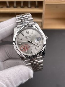 VS Factory (V2) Rolex Datejust 41mm Silver Sunburst Dial Fluted Bezel Jubilee Bracelet (126334) 1:1 Super Clone –