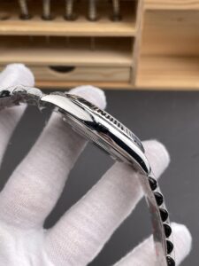 VS Factory (V2) Rolex Datejust 41mm Silver Sunburst Dial Fluted Bezel Jubilee Bracelet (126334) 1:1 Super Clone –